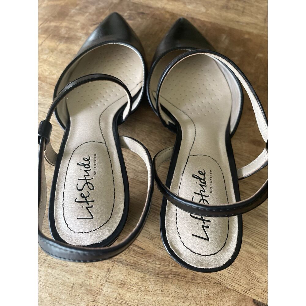Life Stride Black Heels - Picture 6 of 9